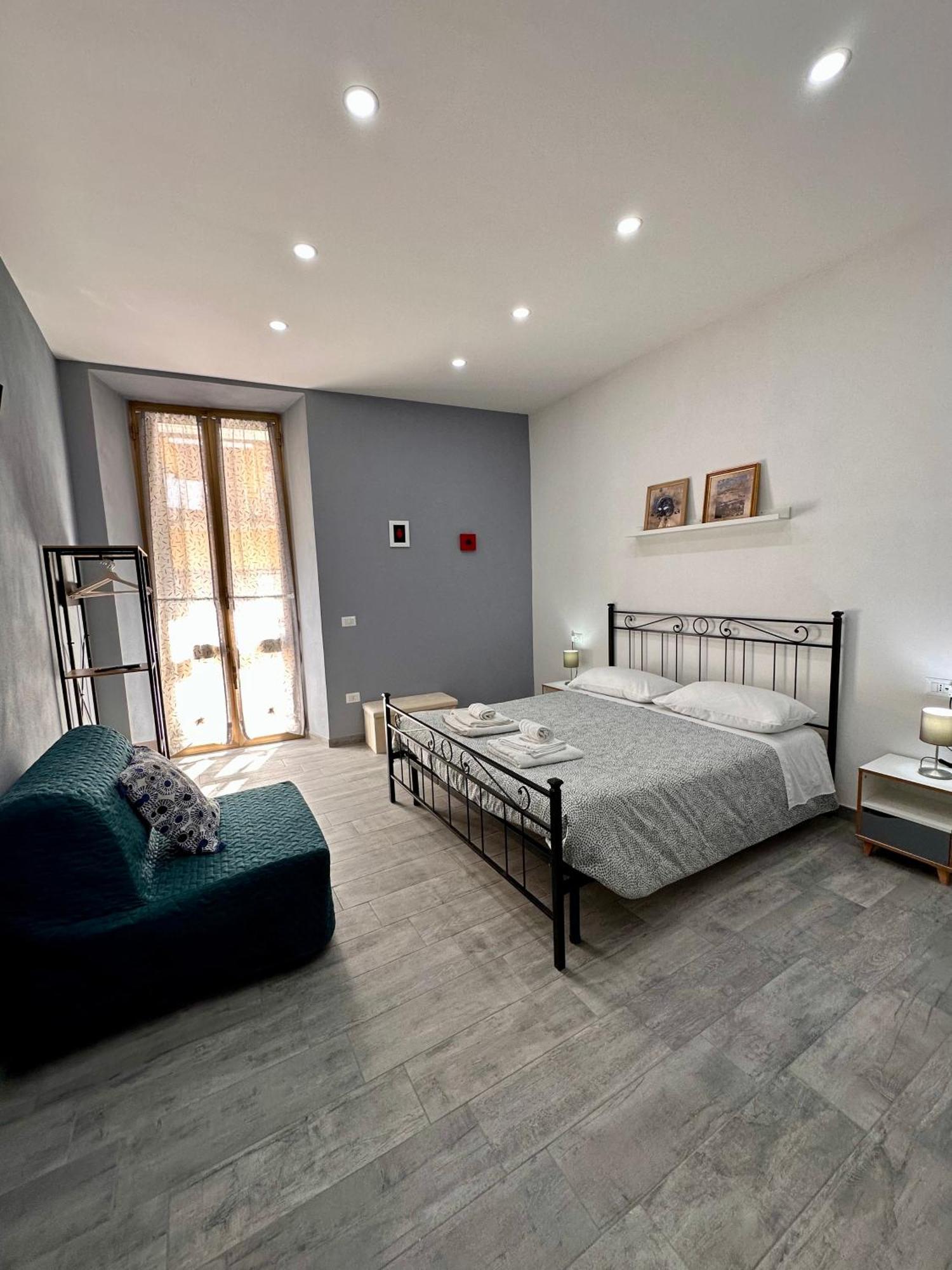 B&B I Tre Santi Napels Buitenkant foto